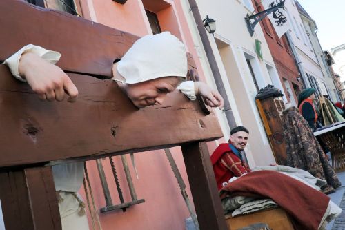 TFNiS dzień 1 (22.04.2023, fot. Andrzej Romański, Adam Zakrzewski).  zdjęcie reportażowe z wydarzenia festiwalowego. Kliknij, aby powiększyć zdjęcie