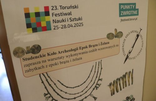 TFNIS 2025 dzień 4 (28.04.2025).  [fot. Mikołaj Kuras, Andrzej Romański, Adam Zakrzewski] zdjęcie reportażowe z wydarzenia festiwalowego. Kliknij, aby powiększyć zdjęcie
