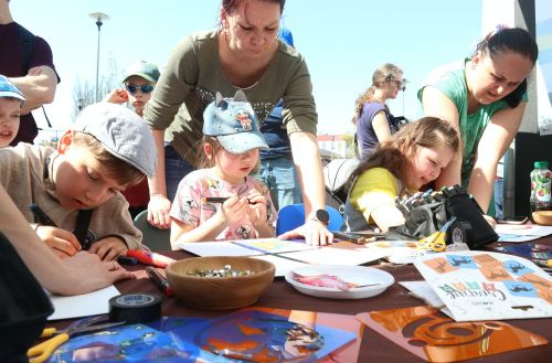 Dzień 2 (23.04.2023, fot. Andrzej Romański, Adam Zakrzewski).  zdjęcie reportażowe z wydarzenia festiwalowego. Kliknij, aby powiększyć zdjęcie