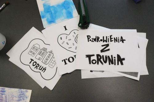 Dzień 2 TFNiS 2026 (25.04.2026).  [fot. Mikołaj Kuras, Andrzej Romański, Adam Zakrzewski] zdjęcie reportażowe z wydarzenia festiwalowego. Kliknij, aby powiększyć zdjęcie