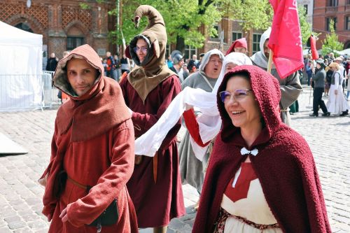 Dzień 2 TFNiS 2026 (25.04.2026).  [fot. Mikołaj Kuras, Andrzej Romański, Adam Zakrzewski] zdjęcie reportażowe z wydarzenia festiwalowego. Kliknij, aby powiększyć zdjęcie