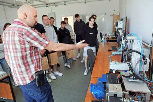 TFNIS 2025 dzień 4 (28.04.2025).  [fot. Mikołaj Kuras, Andrzej Romański, Adam Zakrzewski] zdjęcie reportażowe z wydarzenia festiwalowego. Kliknij, aby powiększyć zdjęcie
