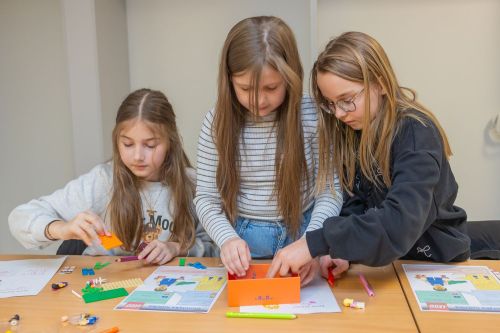 Dzień 4 TFNiS 2026 (27.04.2026).  [fot. Mikołaj Kuras, Andrzej Romański, Adam Zakrzewski] zdjęcie reportażowe z wydarzenia festiwalowego. Kliknij, aby powiększyć zdjęcie