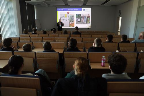 TFNIS 2025 dzień 4 (28.04.2025).  [fot. Mikołaj Kuras, Andrzej Romański, Adam Zakrzewski] zdjęcie reportażowe z wydarzenia festiwalowego. Kliknij, aby powiększyć zdjęcie