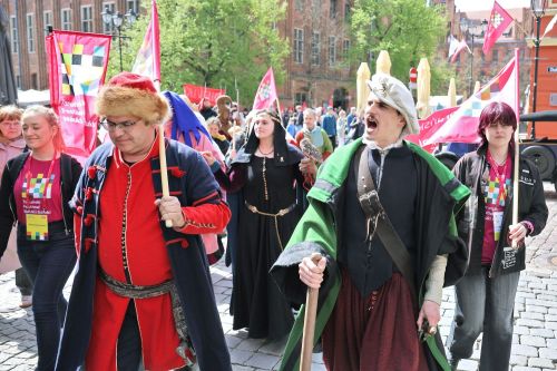 Dzień 2 TFNiS 2026 (25.04.2026).  [fot. Mikołaj Kuras, Andrzej Romański, Adam Zakrzewski] zdjęcie reportażowe z wydarzenia festiwalowego. Kliknij, aby powiększyć zdjęcie