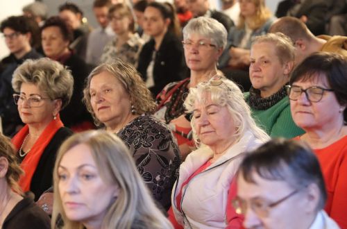 Dzień 2 (23.04.2023, fot. Andrzej Romański, Adam Zakrzewski).  zdjęcie reportażowe z wydarzenia festiwalowego. Kliknij, aby powiększyć zdjęcie