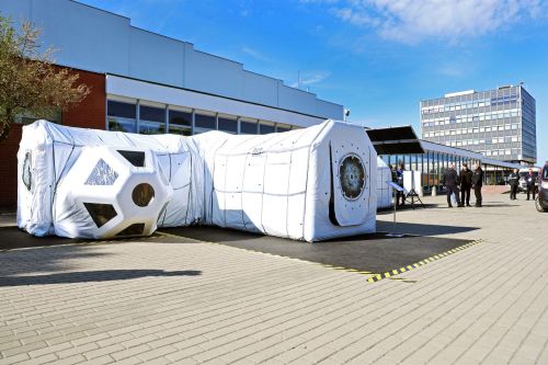 Dzień 4 TFNiS 2026 (27.04.2026).  [fot. Mikołaj Kuras, Andrzej Romański, Adam Zakrzewski] zdjęcie reportażowe z wydarzenia festiwalowego. Kliknij, aby powiększyć zdjęcie
