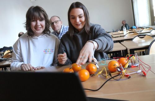 TFNIS 2025 dzień 3 (27.04.2025).  [fot. Mikołaj Kuras, Andrzej Romański, Adam Zakrzewski] zdjęcie reportażowe z wydarzenia festiwalowego. Kliknij, aby powiększyć zdjęcie